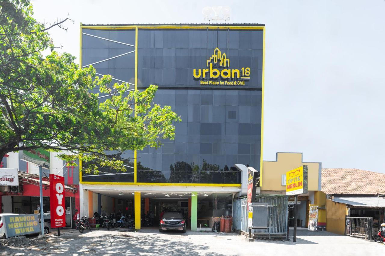Oyo Flagship 1575 Urban 18 Hotel Surabaya Exterior photo